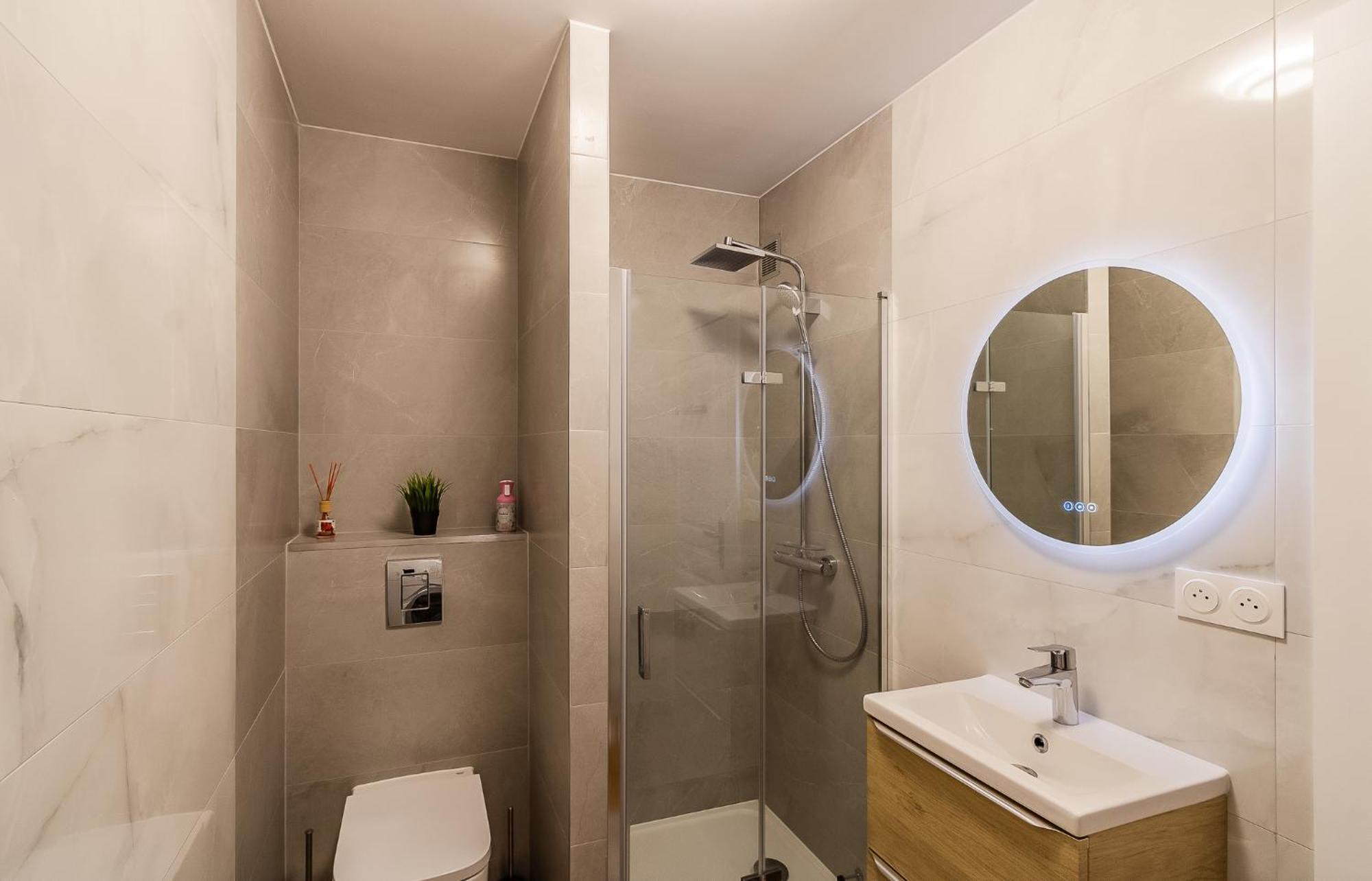 T2 Tete D'Or Confort + Parking Gratuit Villeurbanne Esterno foto